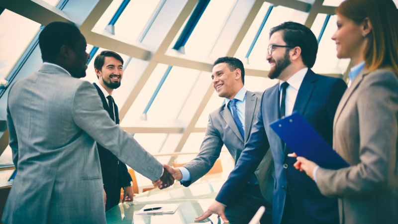 CDP CDW As The RAM And Hard Drive Of Enterprise Data For Customer Engagement 800x450